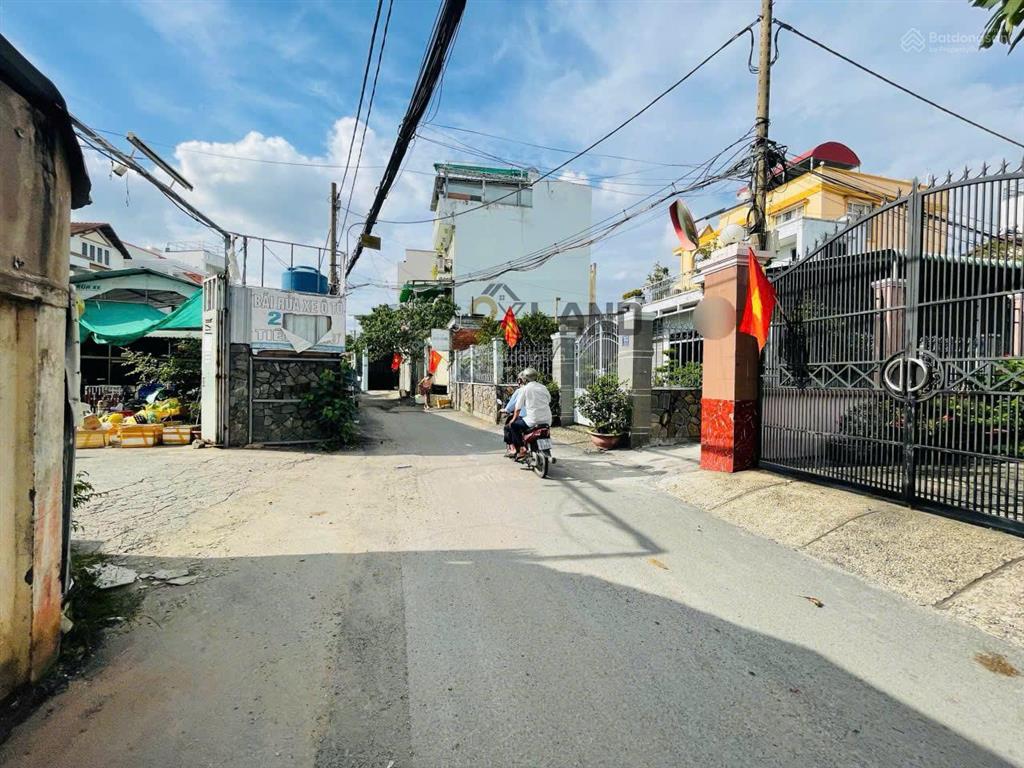 Siêu phẩm mặt tiền kd  ngay chợ thủ đức  gần đặng văn bi  ga metro  tiện xây mới  ngang 6m