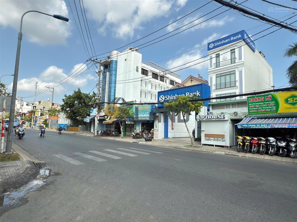 Nhà 3 tầng hẻm xe hơi  ngay đường kha vạn cân  linh đông cũ  không có căn thứ hai so sánh