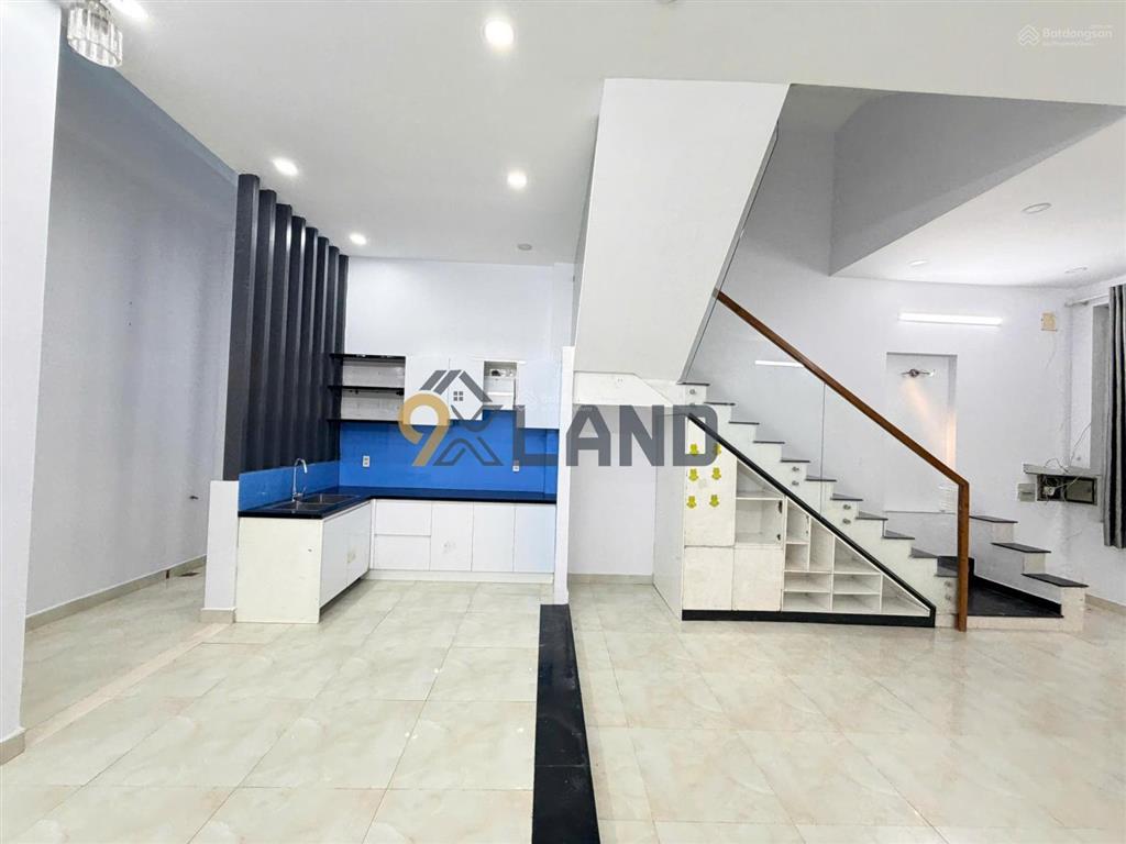 Nhà 3 tầng có sân thượng  hẻm xe hơi  khu vip dân trí  đường kha vạn cân  170m2 ngang 6m