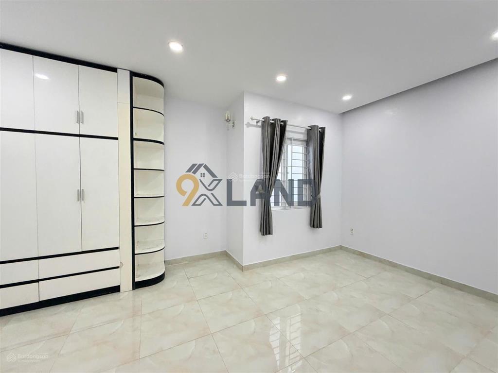 Nhà 3 tầng có sân thượng  hẻm xe hơi  khu vip dân trí  đường kha vạn cân  170m2 ngang 6m