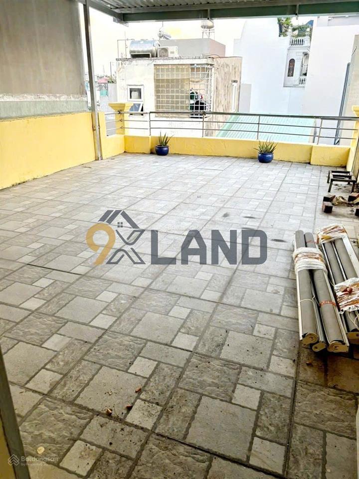 Chỉ 75tr/m2 nhà 2 tầng  hxh  gần chợ  chỉ 100m ra kha vạn cân  ngang ~ 8.5m  gần đh cảnh sát