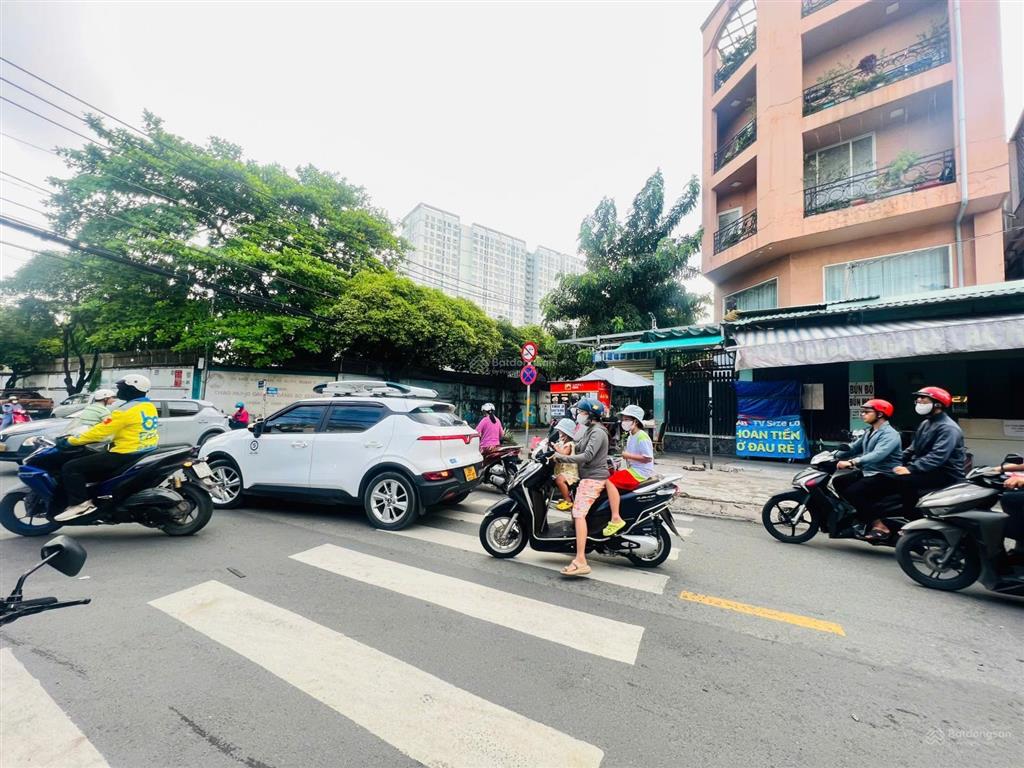 Chỉ 53 triệu/m2  nhà c4  ngang 6m nở hậu  gần hoàng diệu 2 đh ngân hàng  hxh  chưa qua đầu tư