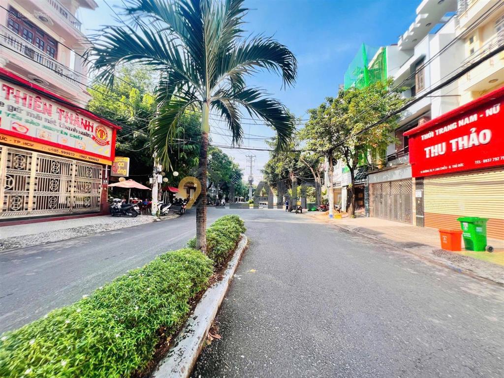 Nhà mt kinh doanh ktx 2 tầng  kdc him lam linh chiểu đường số 19  cạnh đh ngân hàng  76m²