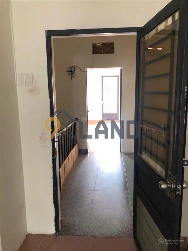 Nhà mt kinh doanh ktx 2 tầng  kdc him lam linh chiểu đường số 19  cạnh đh ngân hàng  76m²