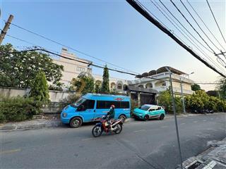 Nhà mặt tiền đường số 6  khu vực tiện kinh doanh buôn bán  đường nhựa 8m  ngang 6.5m