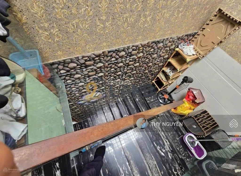 Hàng thơm  8.9 tỷ  có ngay nhà 2 tầng mặt tiền kd  kdc himlam gần hoàng diệu 2 ngang 6m