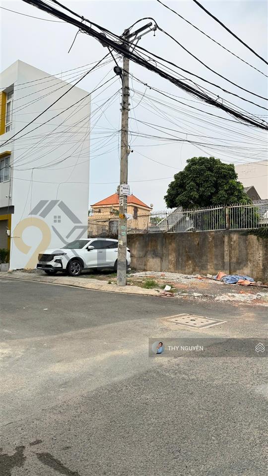 Đất góc 2 mặt tiền hẻm xe hơi  gần ga metro  ngã tư thủ đức  đường lê văn chí ~60m² ngang 5m