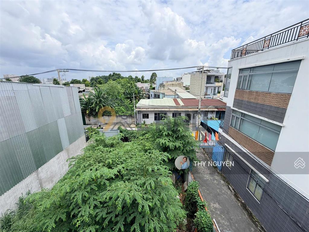 Nhà đẹp 3 tầng  xe hơi ngủ trong nhà  gần phạm văn đồng & kha vạn cân  hoàn công chuẩn chỉnh