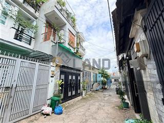 Nhà đẹp 3 tầng  xe hơi ngủ trong nhà  gần phạm văn đồng & kha vạn cân  hoàn công chuẩn chỉnh