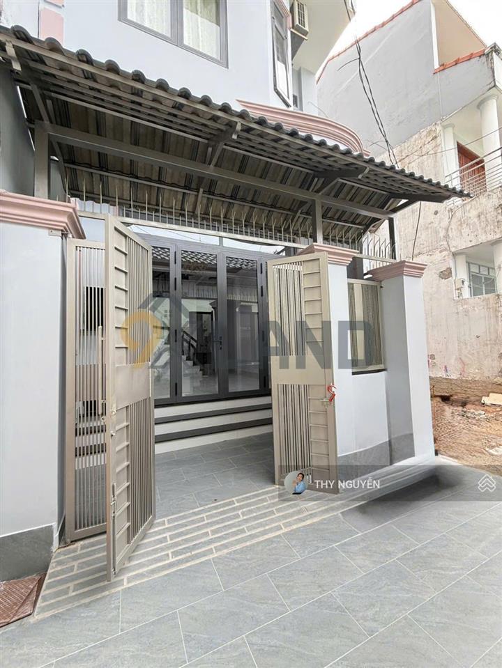 Nhà 5 tầng  xây kiên cố  ngay kha vạn cân  sát đh ngân hàng  hòa công đầy đủ  hẻm 4.5m