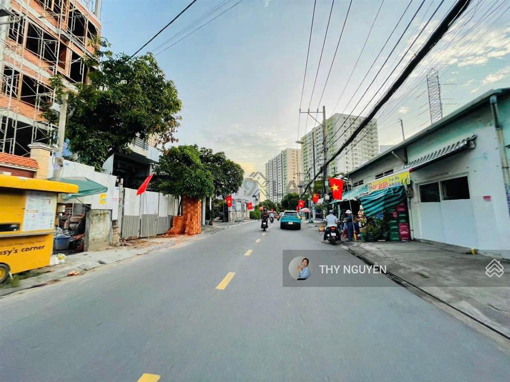 Siêu phẩm lô đất xây dựng cao tầng sát ga metro đường số 3  ngang 21,4m