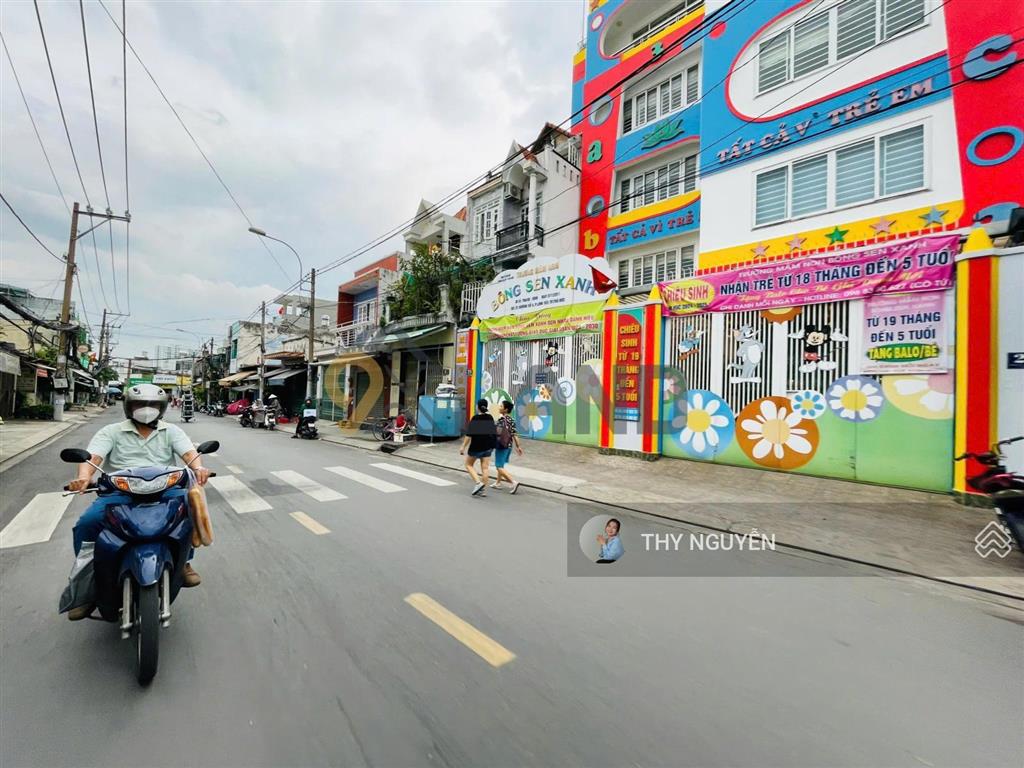 Đất mặt tiền đường 4  tiện xây mới  gần kha vạn cân ngay trung tâm chợ thủ đức  93,4m2