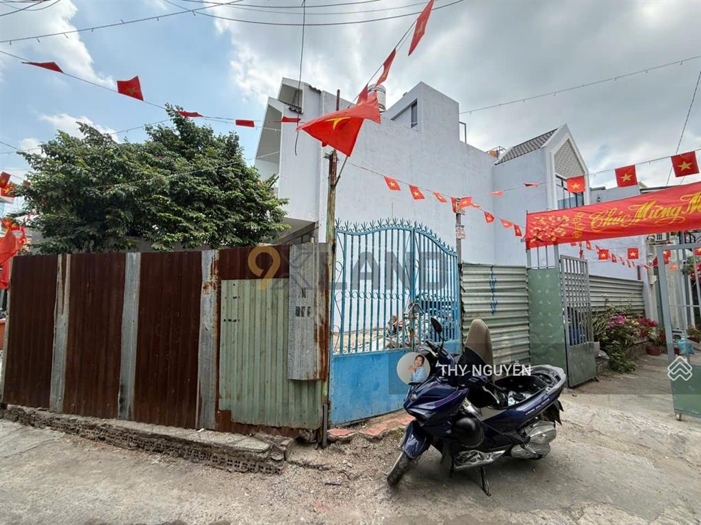 Đất 2 góc mặt tiền  78m (ngang 5,5m)  gần đường vận hành suối nhum  tiện xây mới hẻm xe hơi