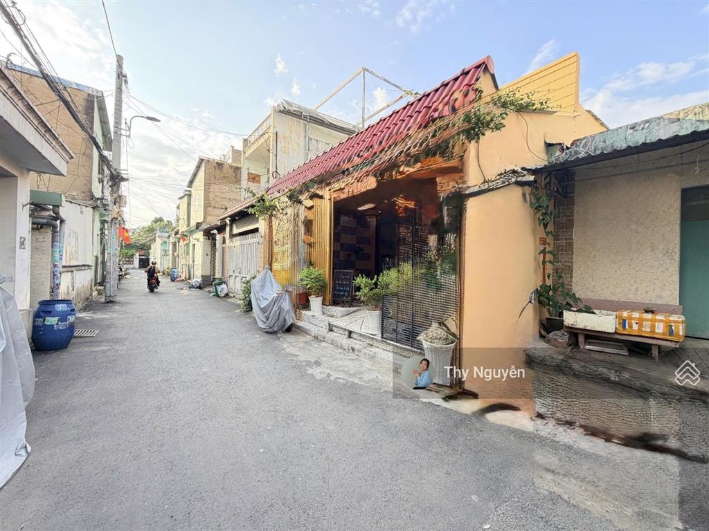 Dãy trọ 2 tầng (4x18) 71m2 hxh thông ngay công viên sát hoàng diệu 2  gần đh ngân hàng và spkt
