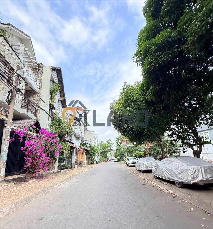 Dãy trọ ngay công viên linh trung  hxh thông  gần hoàng diệu 2  phân lô tốt 210m2 ngang 10m