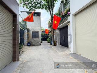 Nhà vị trí đẹp  khu dân cư sầm uất  phù hợp xây chdv 200m2 ngang nở hậu 8m