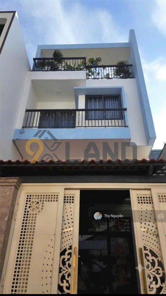 Nhà 4 tầng  xây kiên cố  kdc an ninh sát hoàng diệu 2  xe hơi vào nhà  93.1m2 ngang 5.5m