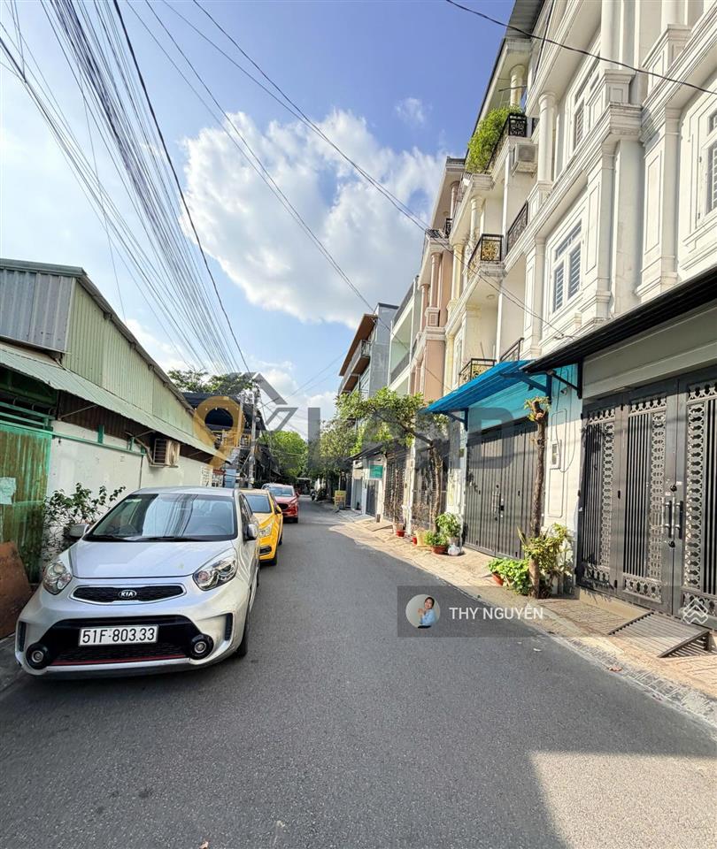 Nhà 4 tầng  xây kiên cố  kdc an ninh sát hoàng diệu 2  xe hơi vào nhà  93.1m2 ngang 5.5m