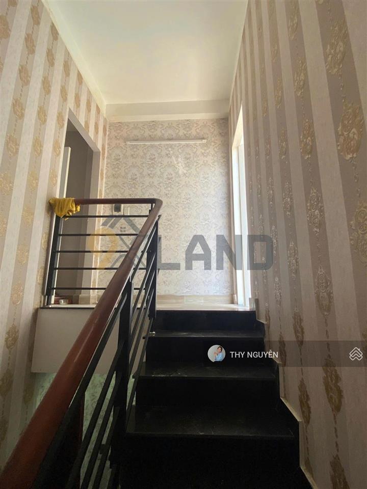 Nhà 3 tầng  hxh 7m  sát hoàng diệu 2  khu dân cư vip đồng bộ  vỉa hè rộng  dtsd 150.2m2