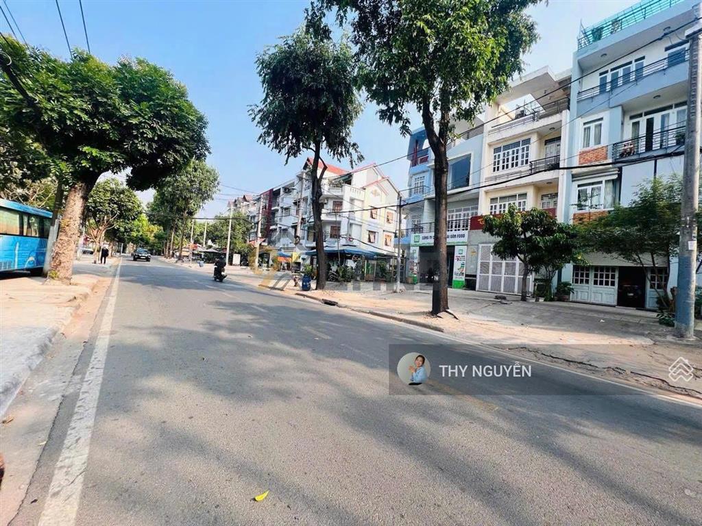 Hàng f0 đất full thổ cư gần kha vạn cân cách mtiền linh trung chỉ 50m khu trung tâm  94m2