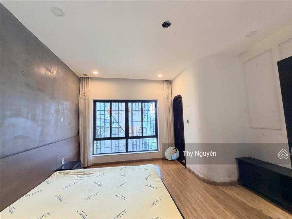 Nhà 2 mặt tiền  3 tầng  đường số 10 sát võ căn ngân  kinh doanh tốt  81m ngang 5.5m