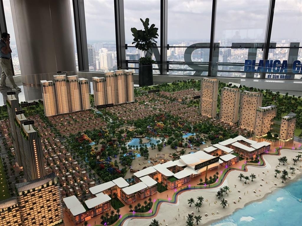 Bán lỗ 600tr căn 1 phòng ngủ view biển, công viên nước, ngắm quảng trường, pháo bông tầng trung