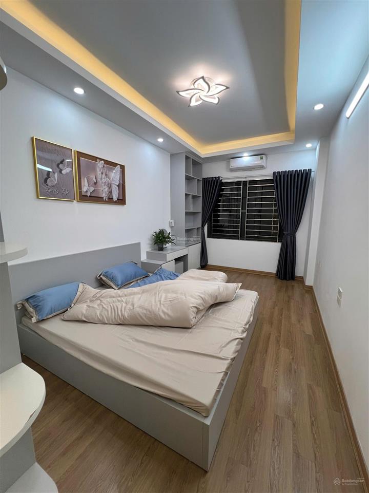 Xem là ưng! hoàng mai 34m 5 tầng ngõ nông tặng nội thất đẹp  6 tỷ 2 ngay ub phường vĩnh hưng