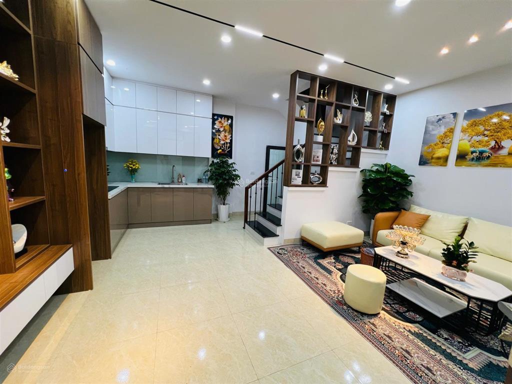 Giá cực ngon! ô tô đỗ cổng, dân xây 5 tầng 6 phòng ngủ nhà đẹp p. vĩnh hưng  xem là mê 7.3 tỷ