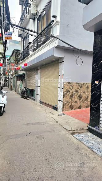 Bán nhà lô góc 33m2 x 5 tầng mặt ngõ thông phố nam dư chỉ 6,3 tỷ