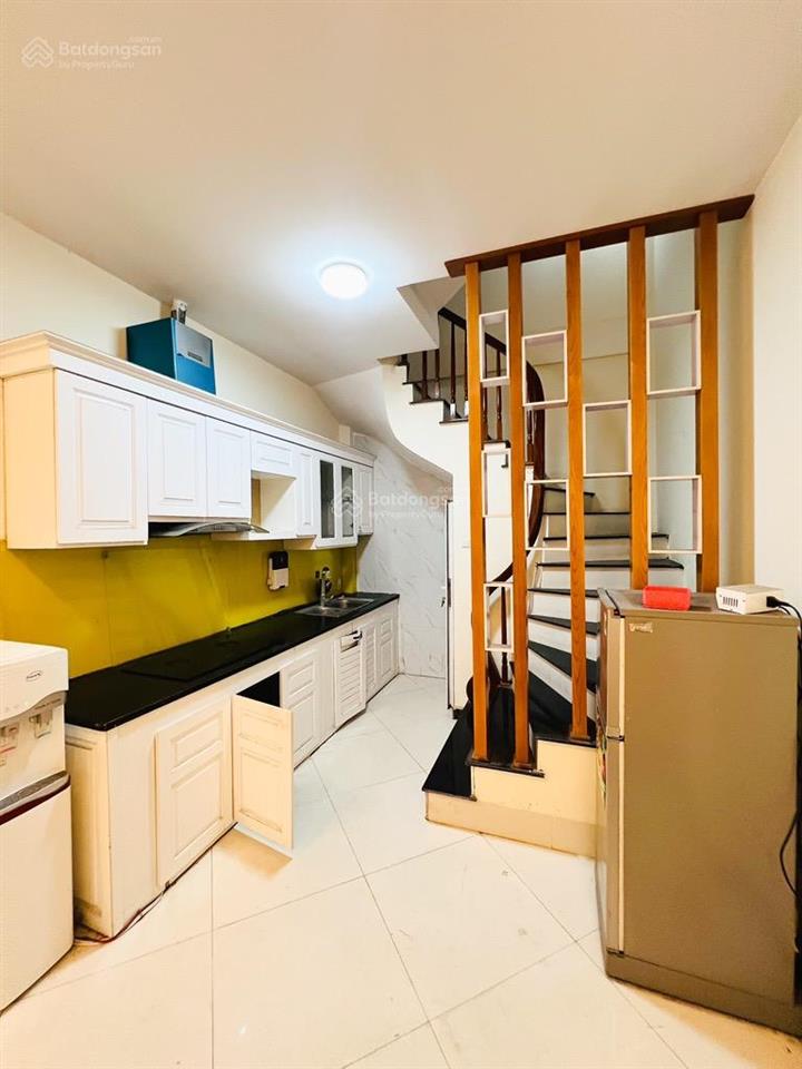 Bán nhà phố lĩnh nam  nam dư  hoàng mai  32m² 5 tầng gần chợ  mặt ngõ thông  chỉ quanh 6 tỷ