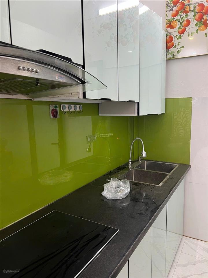Siêu hiếm chỉ 5 tỷ n.hà đẹp lĩnh nam  hoàng mai  26m 4 tầng  ô tô đỗ cổng  sổ đỏ chính chủ