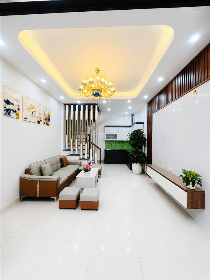 Bán nhà vĩnh hưng 40m2 5 tầng dân xây ngõ rộng 3m, cực nông, mặt ngõ thông chỉ 7,2 tỷ