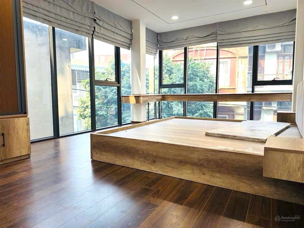 Mặt phố trung tâm hoàng mai, vỉa hè rộng, 5 tầng thang máy, giá hơn 15 tỷ