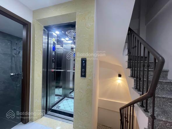 Bán nhà nguyễn đức cảnh, gần hồ đền lừ 31m2, 7 tầng thang máy giá hơn 9 tỷ giảm chào 2 tỷ