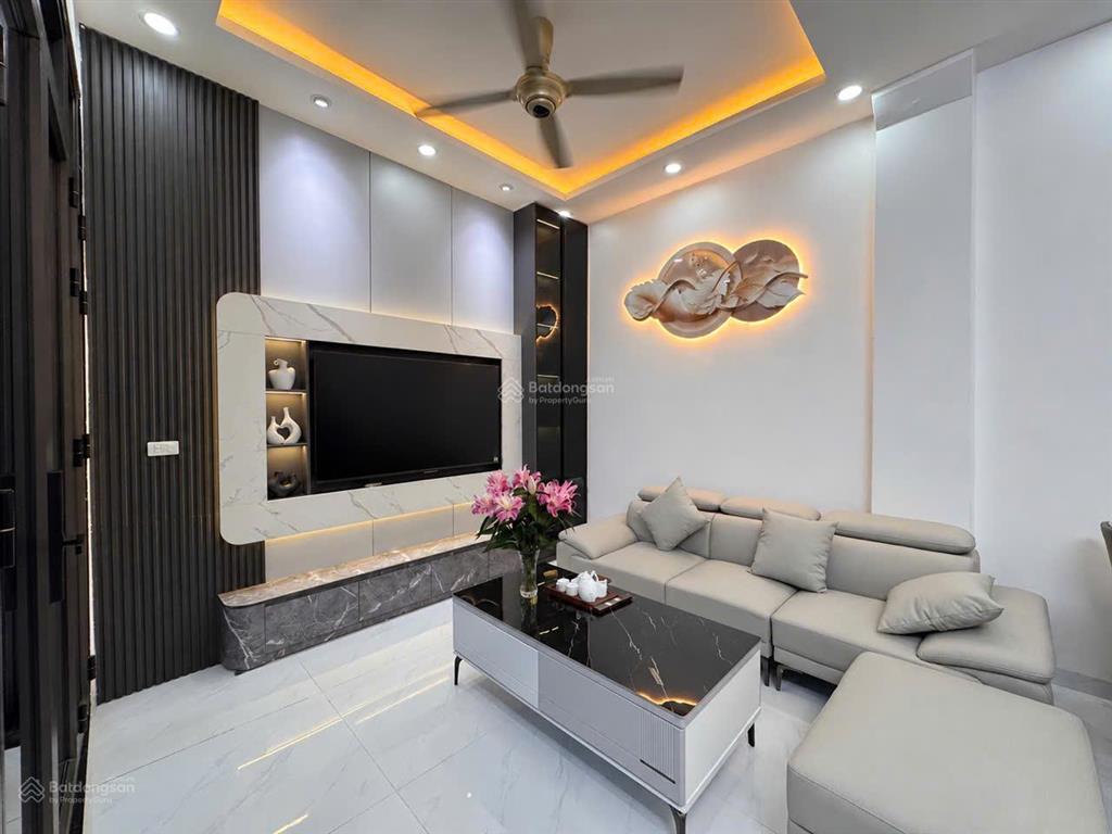 Kim đồng lô góc 40m 5 tầng, mặt tiền khủng, 5 ngủ giá hơn 9 tỷ