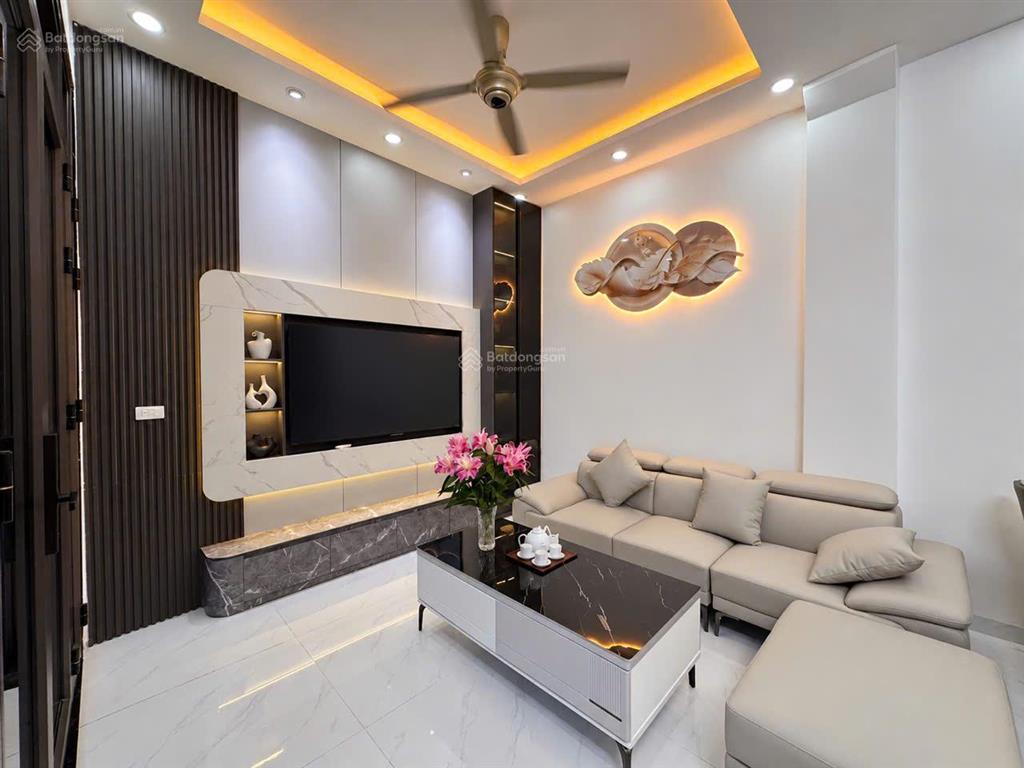 Kim đồng lô góc 40m 5 tầng, mặt tiền khủng, 5 ngủ giá hơn 9 tỷ