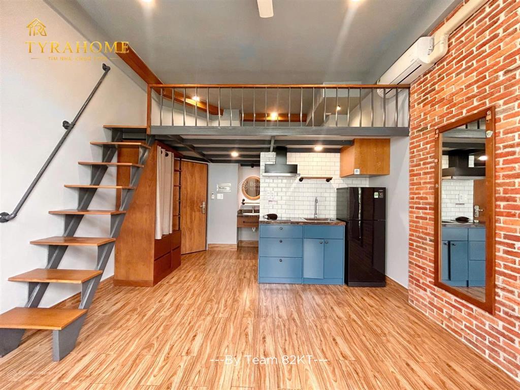 Duplex ban công ngay d2  d5. sang xịn