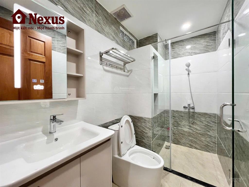 2pn, 1wc, 60m2 tại 496 dương quảng hàm, giá tốt 9,8 triệu vnd