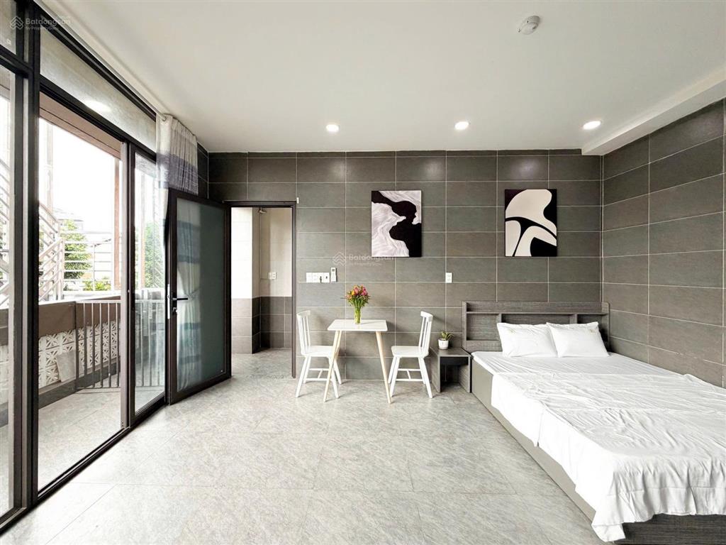 Studio ban công ngay gần lotter mart tiện di chuyển qua trung tâm