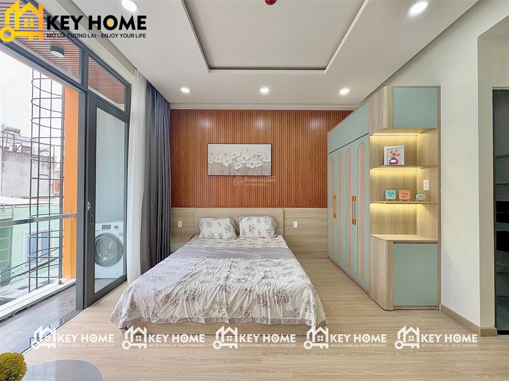 Studio ban công full nội thất rộng 30m² ngay trục đường quang trung