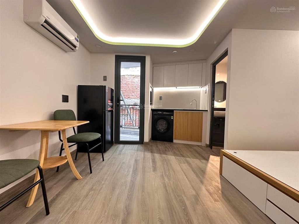 Căn hộ studio ban công thoáng mát ngay gần emart phan văn trị