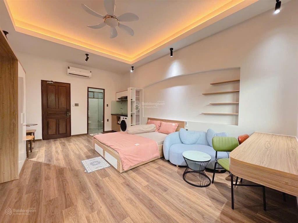 Khai trương căn hộ ban công rộng đảo kim cương sala nhà mới 100%