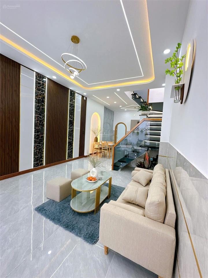 Hxh nhỉnh 5tỷ tân kỳ tân quý, 4x14m, đúc 1 trệt 1 lầu 3pn 3wc, 1 phòng thờ ban công