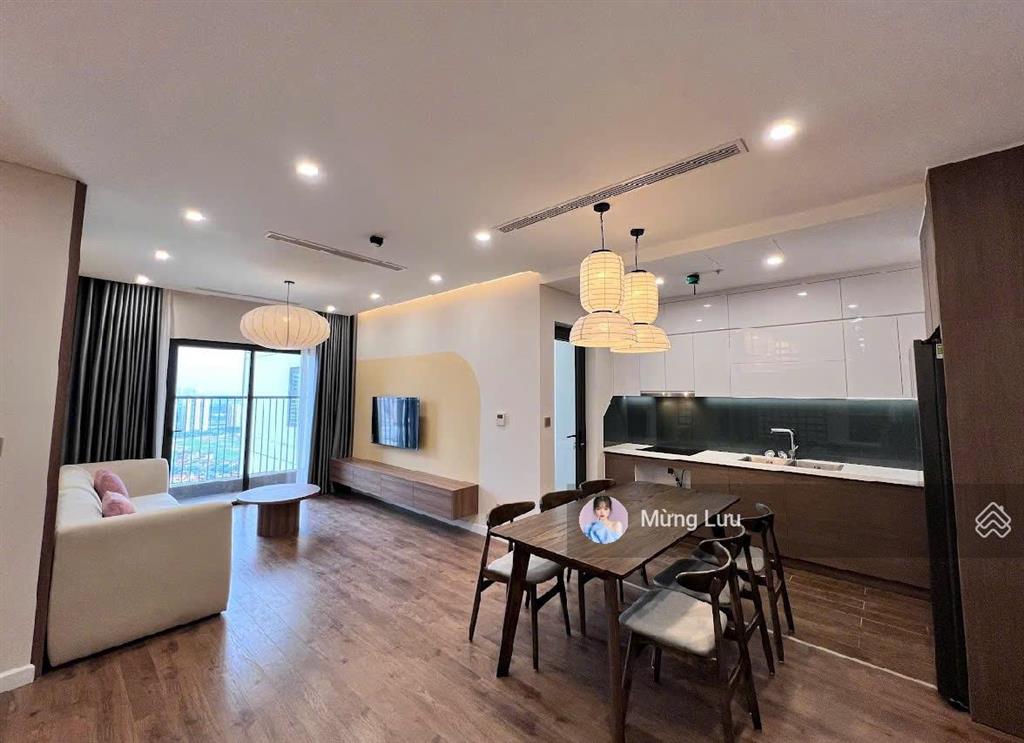 Giá thuê căn hộ 2pn full đồ có slot oto tại vinhomes gardenia chỉ 16 triệu.  0974 999 ***