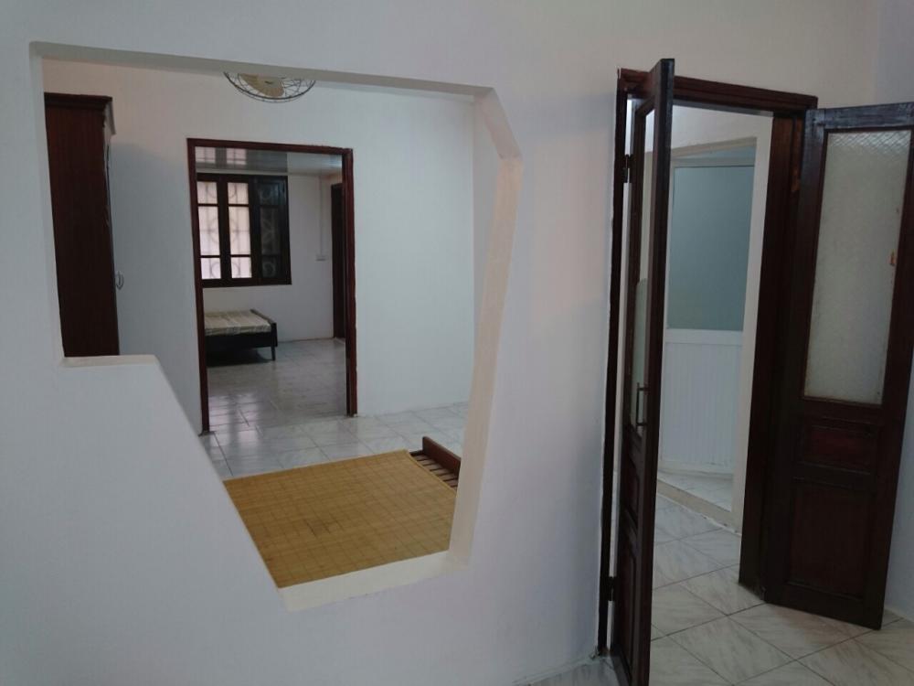 Cho thuê căn hộ tại b1 giảng võ dt 70m2 2 ngủ giá 8 triệu nội thất cơ bản giao thông thuận tiện