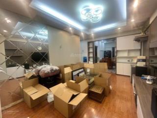 Bán căn hộ tại cc 671 hoàng hoa thám diện tích 75 m2, 2 ngủ, giá 7 tỷ nội thất đầy đủ vị trí đẹp