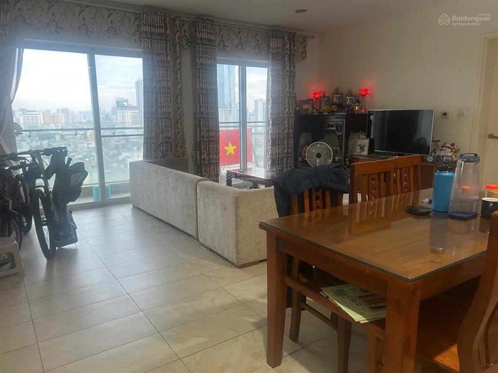 Cho thuê căn hộ tại golden westlake thụy khuê, dt 128m2, 3 ngủ, full đồ, giá 20 triệu view đẹp