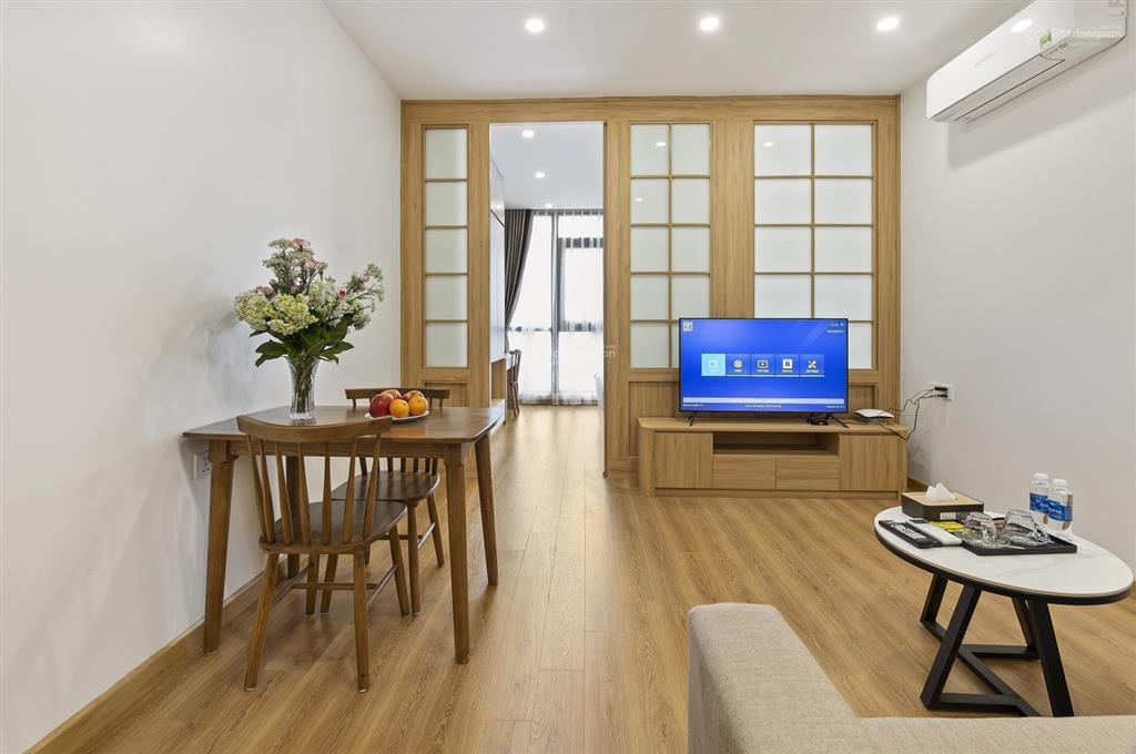 Cho thuê căn hộ dịch vụ diện tích 50m2, 1 ngủ giá 13 triệu đầy đủ nội thất, tiện ích thuận tiện hơn
