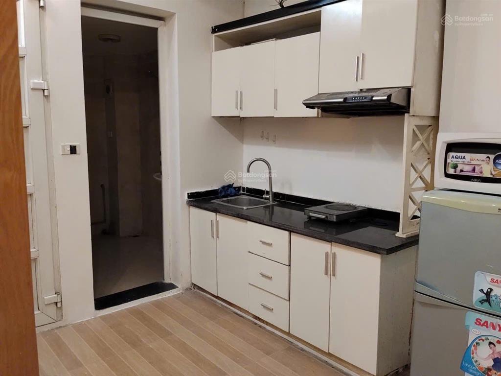Cho thuê căn hộ tại ngõ 81 láng hạ diện tích 27 m2, 1 ngủ giá 5 triệu, đầy đủ nội thất vào ở ngay