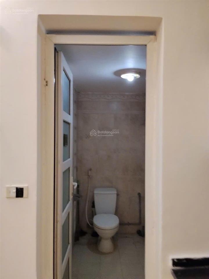 Cho thuê căn hộ tại ngõ 81 láng hạ diện tích 27 m2, 1 ngủ giá 5 triệu, đầy đủ nội thất vào ở ngay